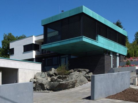 Straßenansicht, Bild: Tom Kanngießer