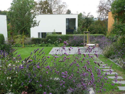 Gartenblick im August, Bild: Martina Trebert