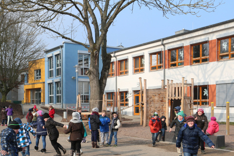 Blick vom Schulhof, Bild: Kathrin Rembe