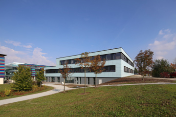 Westansicht, Bild: Thomas Weiss
