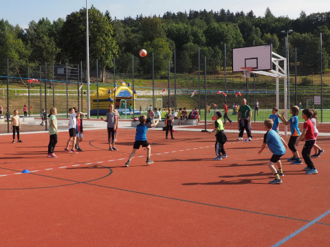 Schulsportplatz "Alte Straße" in Zella-Mehlis, Bild: Andrea Ziegenrücker