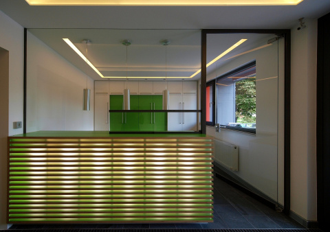 Connciergebüro Julius-Leber-Ring 3-5, Tresen, Bild: Tom Kanngießer