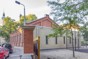 Erfurt Turnhalle Ev. Schulstiftung Gesamtansicht, Bild: Anne Hartung