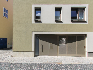 Eingang, Bild: Lars Jugel