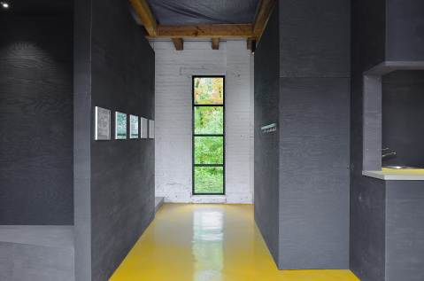 Zugang, Bild: Jörg Bleicher