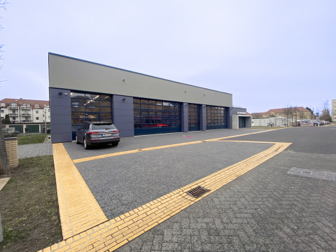 Rettungswache Halle am BG Klinikum Bergmannstrost Rückansicht, Bild: Pia Wienrich