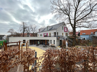 Spielplatzansicht, Bild: Matthias Funken