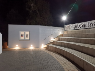 Ansicht Freilichtbühne bei Nacht, Bild: Steffen Scheibe