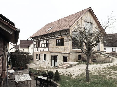 TAKTAK • KLIP KLAP • Blick aus Garten, Bild: Robert Ilgen