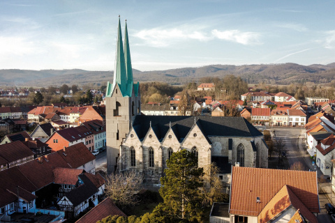 Ansicht Süd - Tourismuszentrum und St. Johannis-Kirche, Bild: Peter Tandler
