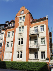 Straßenfassade saniert, Bild: Manja Reinke