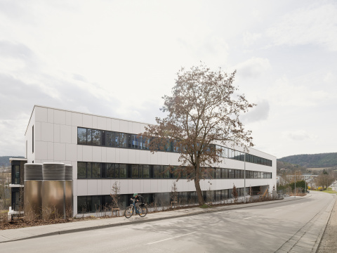 Außenansicht, Bild: Steven Neukirch